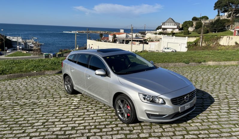 Volvo V60 D5 Summum full