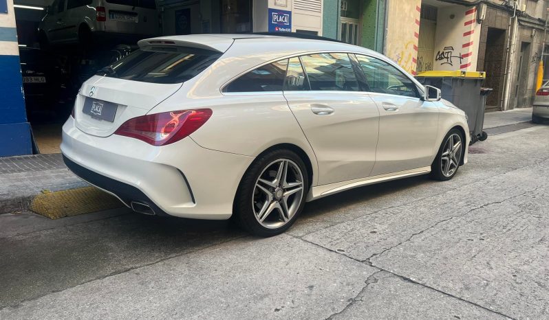 Mercedes Benz CLA Shooting Brake 200 AMG Line full