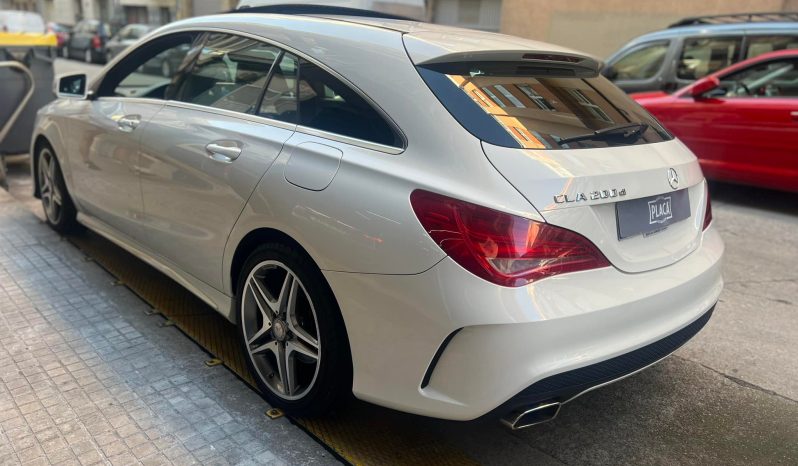 Mercedes Benz CLA Shooting Brake 200 AMG Line full