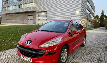 Peugeot 207 full