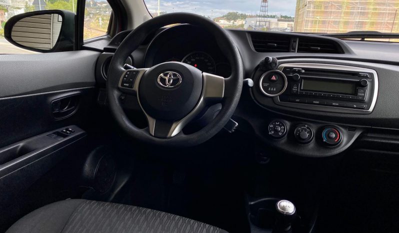 Toyota Yaris full