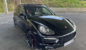 Porsche Cayenne Turbo  S V8 540Cv full