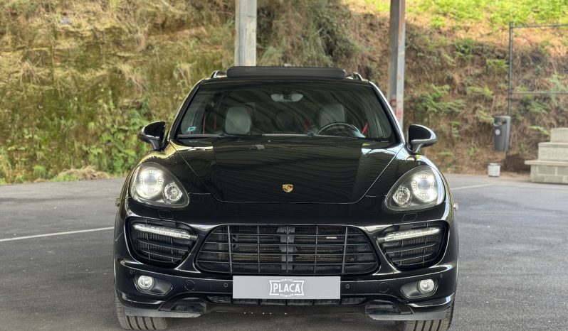 Porsche Cayenne Turbo  S V8 540Cv full