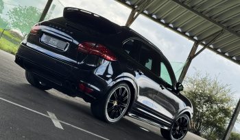 Porsche Cayenne Turbo  S V8 540Cv full