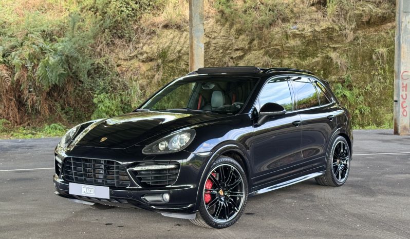 Porsche Cayenne Turbo  S V8 540Cv full