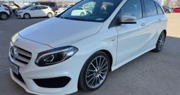 MERCEDES B200 AMG LINE