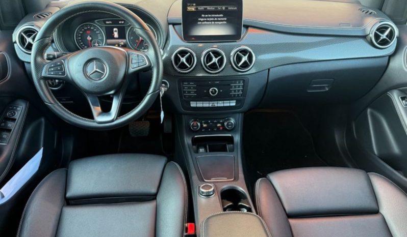 MERCEDES B200 AMG LINE full