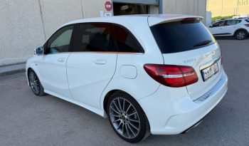 MERCEDES B200 AMG LINE full