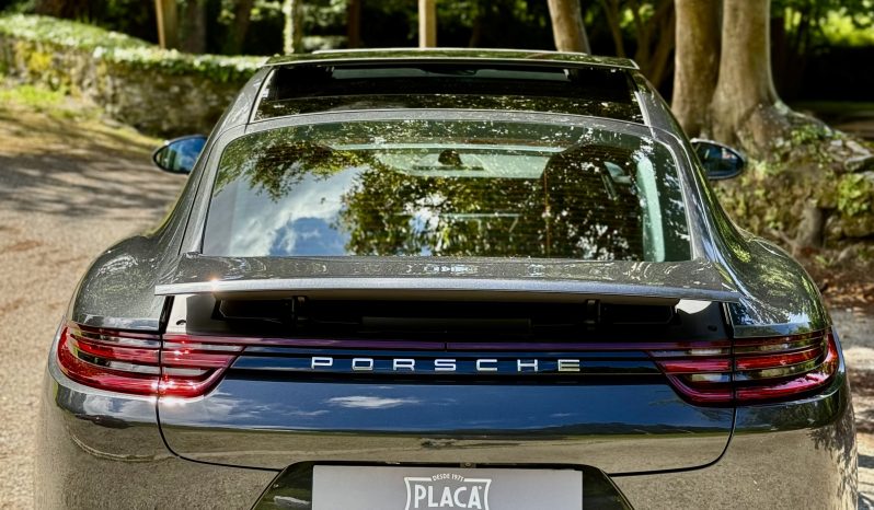 Porche Panamera 4 E-Hybrid full