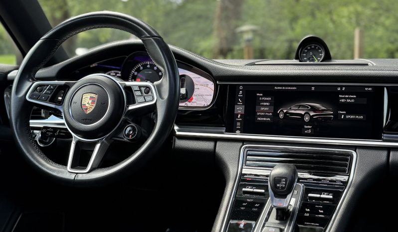 Porche Panamera 4 E-Hybrid full