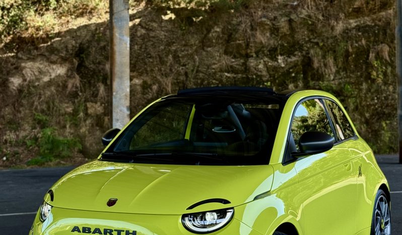 ABARTH 500e Cabrio 2024 – Turismo / Scorpionissima full