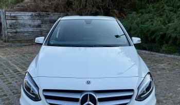 MERCEDES B200 AMG LINE full