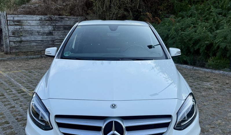 MERCEDES B200 AMG LINE full