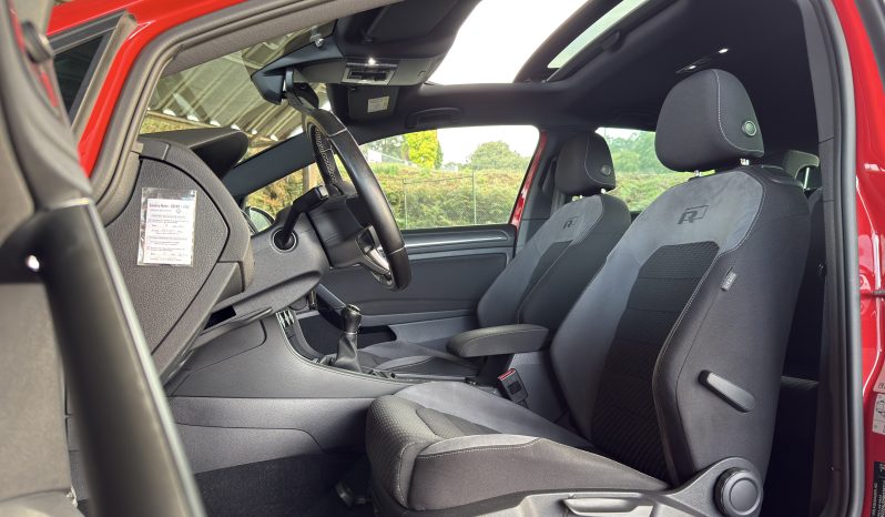 Volkswagen Golf 7.5 R-line Plus full