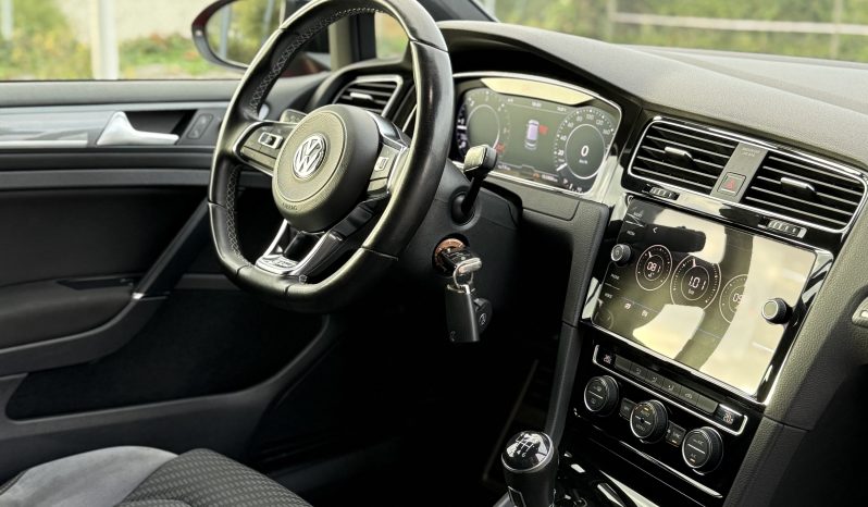 Volkswagen Golf 7.5 R-line Plus full