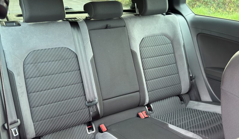 Volkswagen Golf 7.5 R-line Plus full