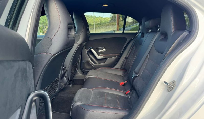 MERCEDES-BENZ A200 AMG LINE full