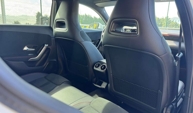 MERCEDES-BENZ A200 AMG LINE full