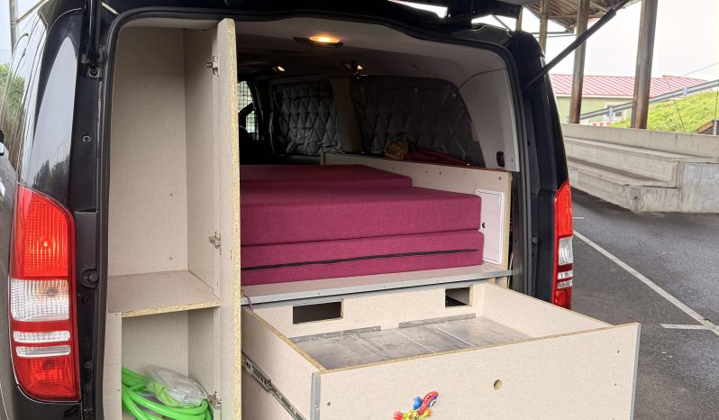 Mercedes-Benz Viano Camper full
